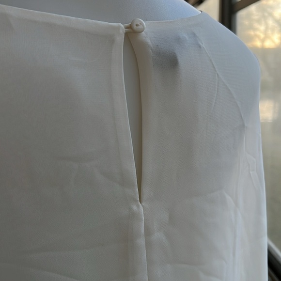 Alfani white lined top with gold studs - Picture 5 of 6